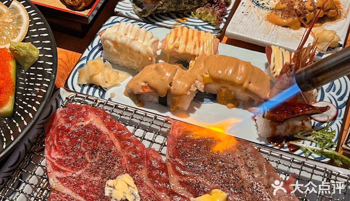 成都！胖嘟嘟的油豆腐寿司🍣料巨多超好吃！
