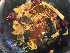 -小山城麻辣香锅(新邻生活广场店)
