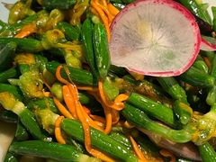 鸡枞菌炒童子黄瓜-辛香汇·现炒川菜(淮海路百盛店)