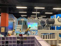 -乐兜兜儿童探索乐园(长嘉汇购物公园店)