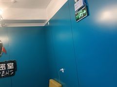 -荒岛实景沉浸密室(江汉路1店)