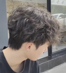 -尤司男士国潮理发馆