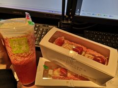 -奈雪的茶(湖滨银泰in77C区PRO店)