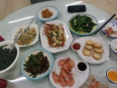 -双月饭店·20年老字号(新村店)