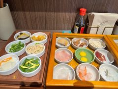 -良米山·云南野生菌过桥米线(上海首店)