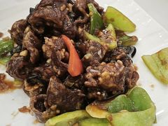 -巢香扣肉馆
