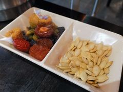 餐前小食-老表记广西宵夜螺蛳鸭脚煲(西大店)