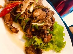 -Neary Khmer Restaurant
