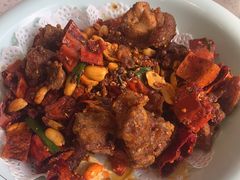 -巧克力渔家.小船海鲜胶东菜(万平口店)