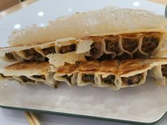 -大肚水饺锅贴·家常融合菜(新港店)
