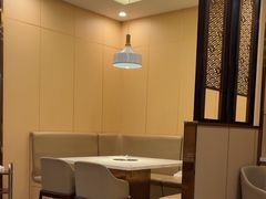 -七欣天香辣蟹火锅(闵行浦江欢乐颂店)