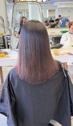 -镁连社·美联社