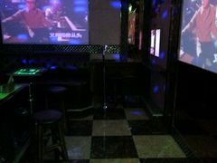 -唱吧麦颂KTV(东胜港悦广场店)