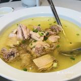 这家店回头客超多想吃你就来 朋友请客吃饭来了这家