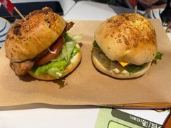 -必胜客(松雷店)