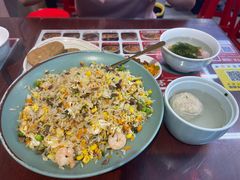 -扬二春炒饭(国庆路总店)