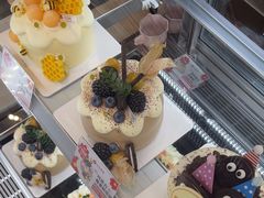 -花花卷卷·鲜食蛋糕(静安久光百货店)