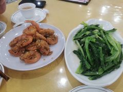 -鹏城人家海鲜酒家·23年老字号(较场尾店)