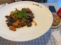 -拿渡·水煮鱼麻辣香锅(王府井奥莱·香江小镇店)