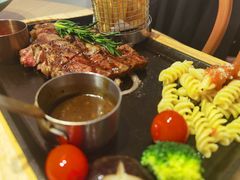 -麓椿花园西餐厅(海乐世界店)