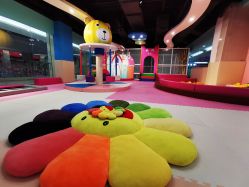 -木马王国淘气堡儿童乐园