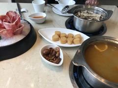 -海上明月海鲜火锅 鲜切牛肉