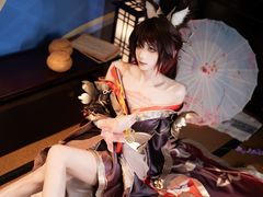 -米游妙妙屋cosplay换装自拍摄影体验馆