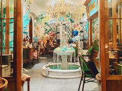 -秘密旅行Bonjour(黑金冠 江南西店)