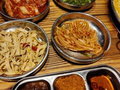 小菜-青瓦炭韩潮烤肉(花园道店)
