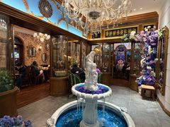 -秘密旅行Bonjour(黑金冠 江南西店)