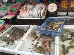 -拉威海鲜市场