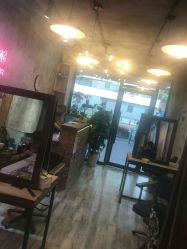 点击看大图 -A Hair Salon