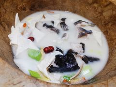 湖团鱼-滇香肴·云南菜蒸汽石锅鱼(云南北路店)