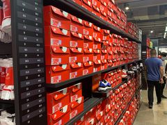 -NIKE上海青浦优选体验店