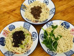 -杨伯英传统杂酱面