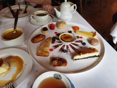 -火车头法国西餐厅