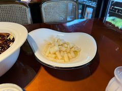 -魏铭鱼头捞饭(晋阳路店)