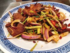 辣抄手抓排-孙府大院(步行街店)
