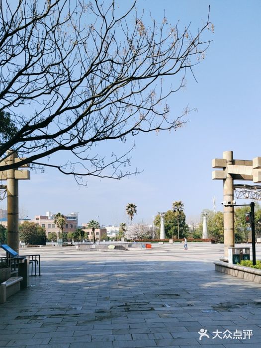 鸡鸣山公园图片