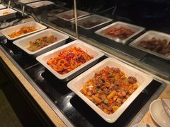 -大中华希尔顿酒店-念自助餐·嗨啤·小龙虾