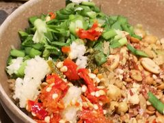 -肖肖酸萝卜鱼火锅(总店)