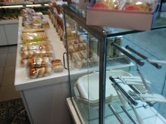 面包甜点陈列柜-金凤成祥(西罗园店)