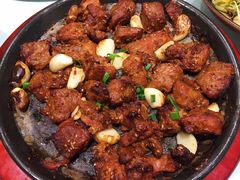 -海派美食·家宴海鲜青岛菜·石锅鲽鱼头(东方城店)