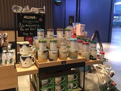 零售区-星巴克(成都东站店)