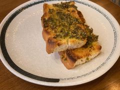 餐前蒜香法包-PIZZA BIANCA(万象城店)