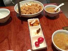 -裕兴记•蟹黄面馆(人民广场店)