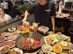 -萍姐火锅·公路夜市(武汉首店)