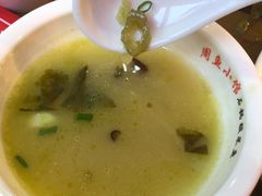 -周鱼小馆石锅酸菜鱼(活力汇店)