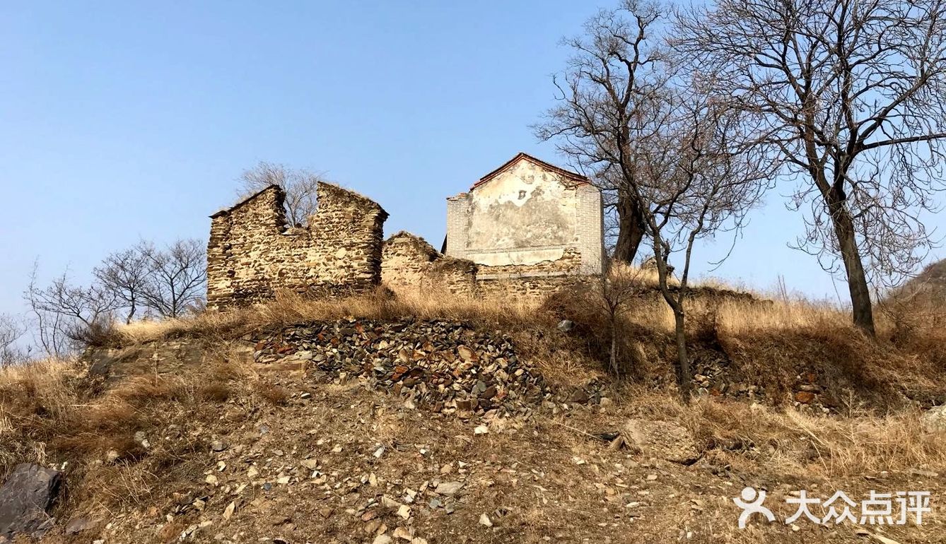 只有到荒郊野外拉风了门头沟山里有很多地方还是不错的