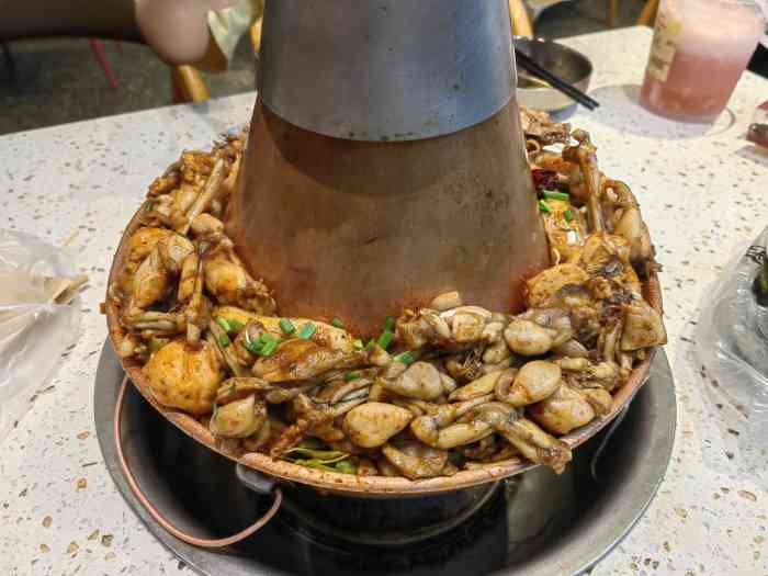 老佛爷炭火蛙锅(壹方天地店)-"「招牌蛙锅」有段时间没来老佛爷来用餐